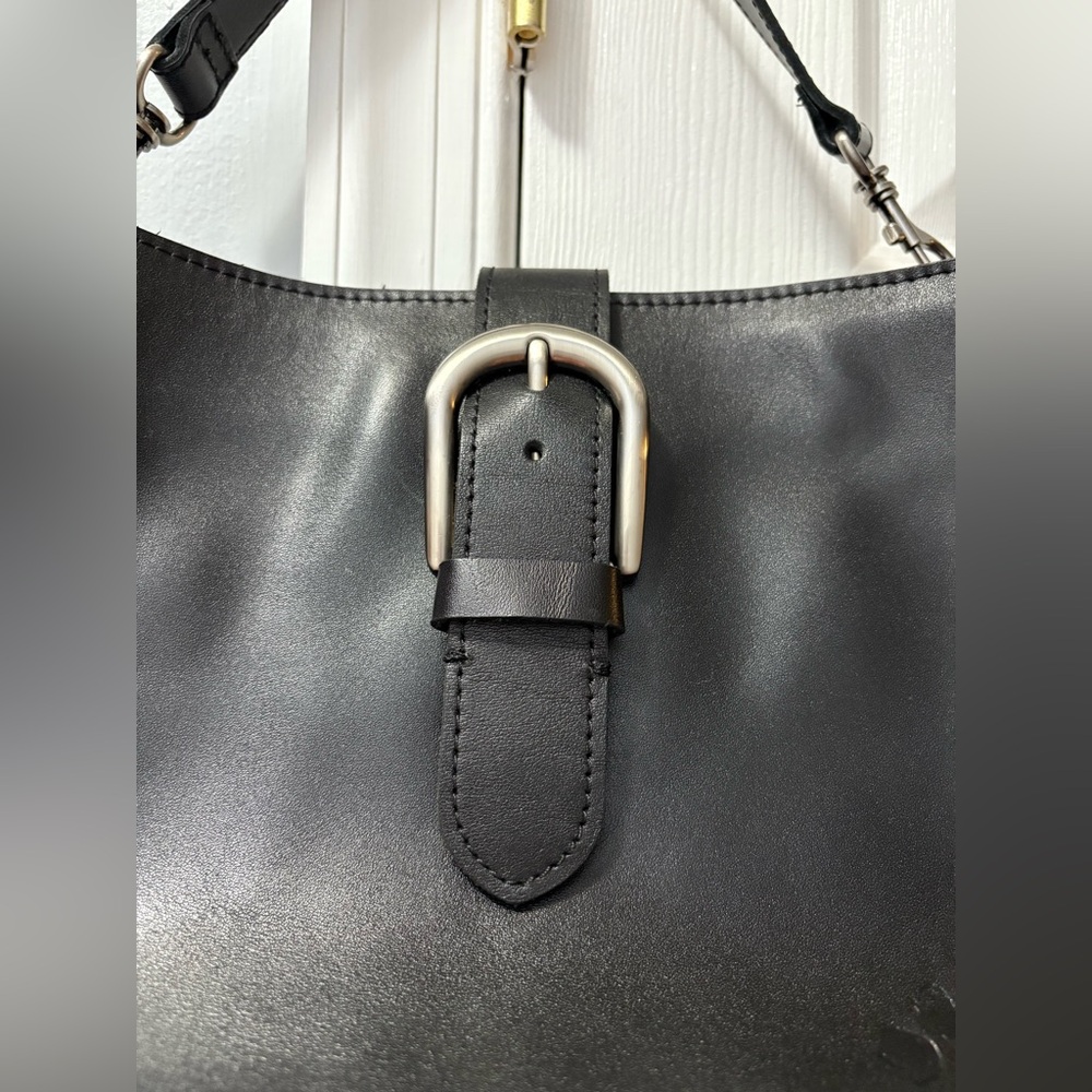 Patricia Nash Black Leather Crossbody Bag with Buckle - Picture 4 of 7